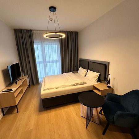 Plac Wolnosci 6 Contactless Check-In 24H Poznań Esterno foto