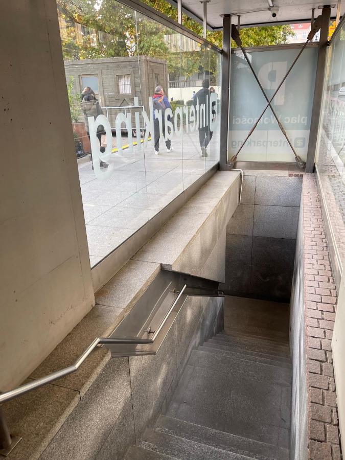Plac Wolnosci 6 Contactless Check-In 24H Poznań Esterno foto