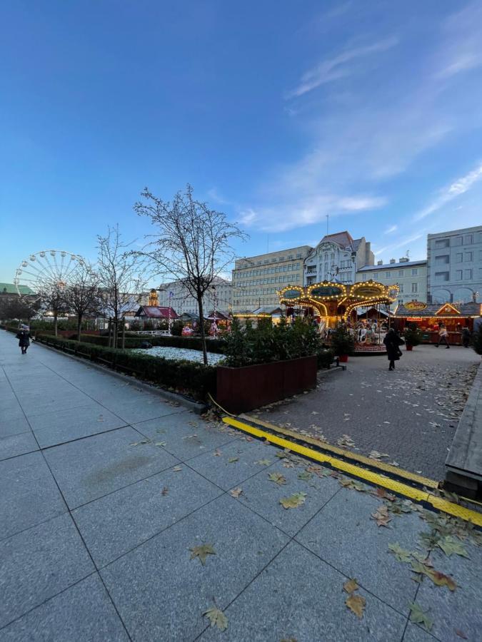 Plac Wolnosci 6 Contactless Check-In 24H Poznań Esterno foto