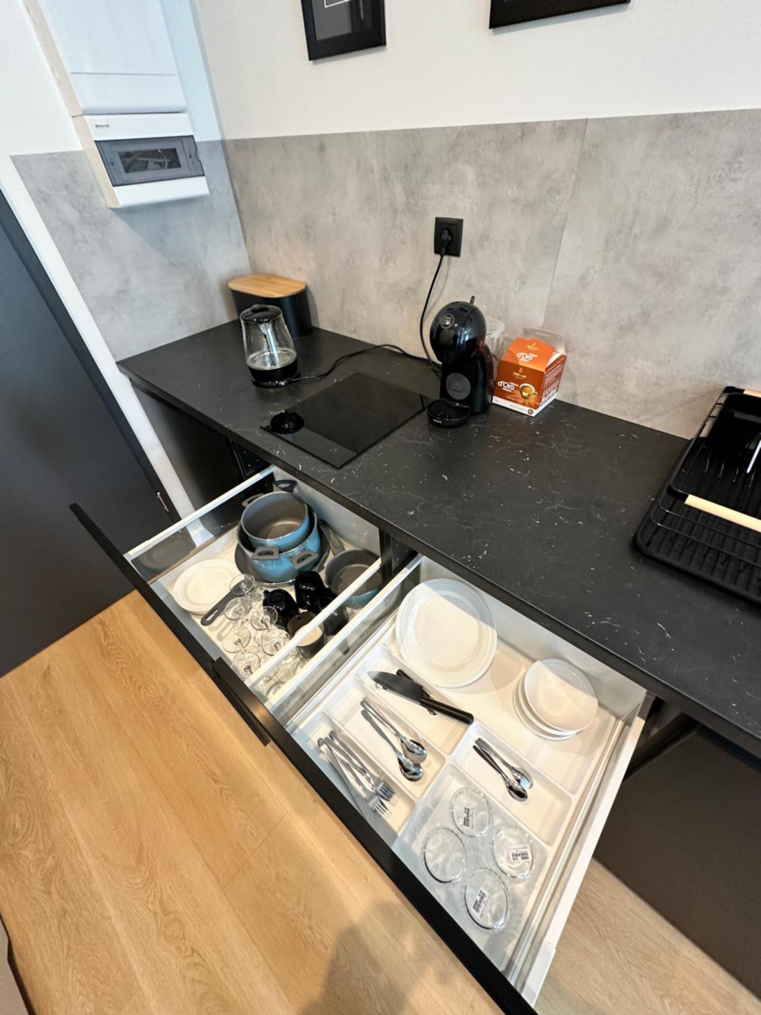 Plac Wolnosci 6 Contactless Check-In 24H Poznań Esterno foto